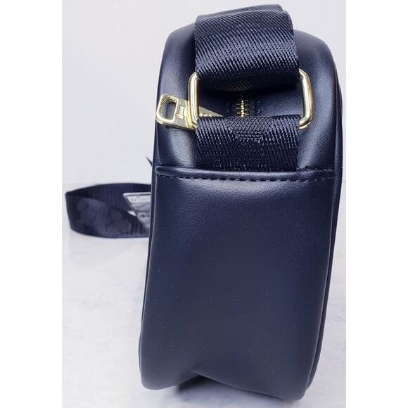 NWT DISNEY X LOUNGEFLY Mickey Mouse Heart Hands Crossbody Bag Black and Red - Picture 9 of 15